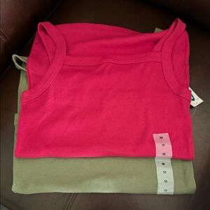 Old Navy women’s green and Hot Pink Ribbed Tank Tops
